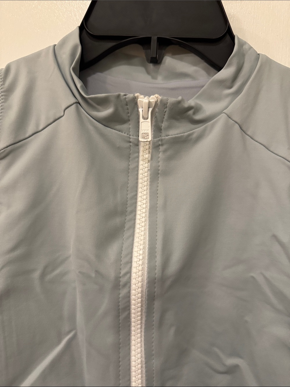 NWT SKIMS Swim: Zip Up Swim Mock Neck Top - Picture 4 of 8